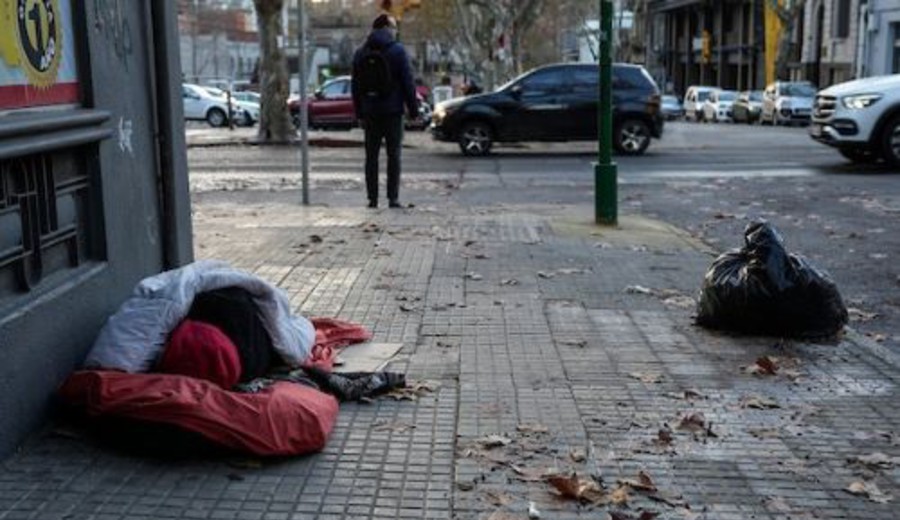 imagen de Aplican ley de faltas a personas en situación de calle y las trasladan a centro del Mides en Casavalle