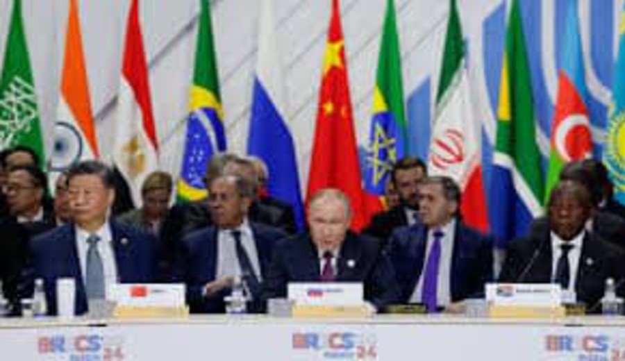 imagen de BRICS se aleja de los bonos de EEUU y Europa compensa la fuga