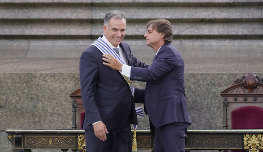 imagen de Orsi y Lacalle Pou son los líderes políticos con mejor imagen, según Equipos Consultores