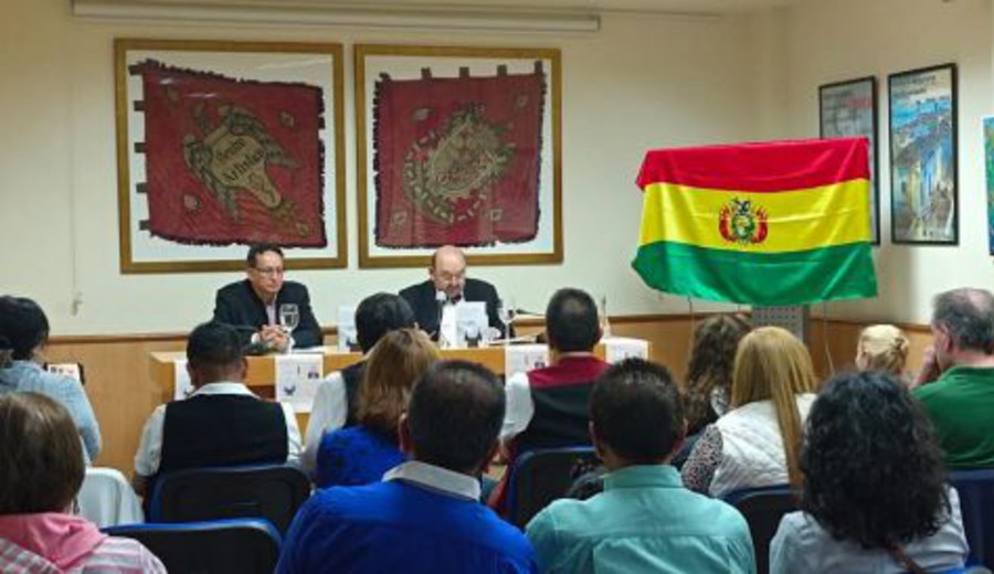 imagen de Gaby Vallejo: «Un poema intenso, bello y triste como la vida». Javier Claure C.