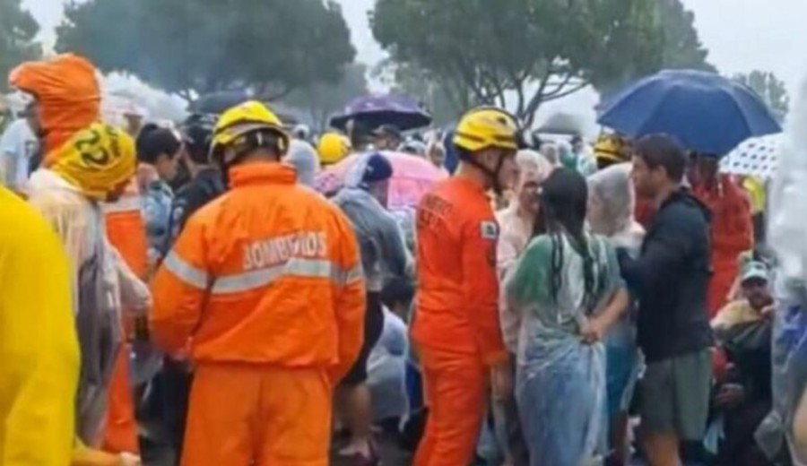 imagen de Un rayo cae sobre una marcha pro-Bolsonaro en Brasilia: 72 personas heridas