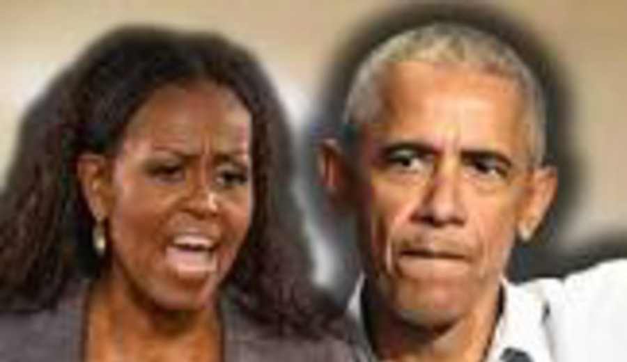 imagen de Barack y Michelle Obama indignados: "Muchos de nuestros valores como nación están bajo ataque"