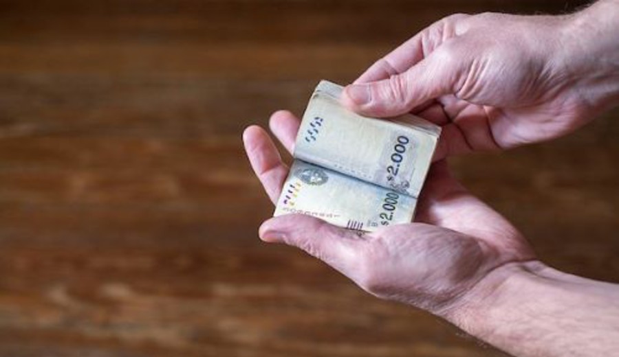 imagen de Los economistas Gustavo Viñales, Alejandra Picco y Fabián Birnbaum concluyen que cambios al IRPF no son un ajuste fiscal