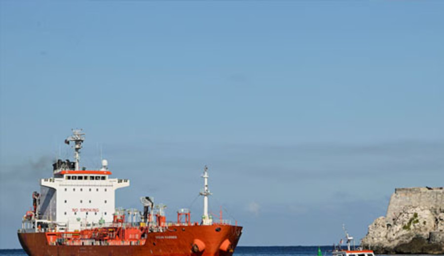 imagen de De Moscú a Ciudad de México: ¿quiénes proveen petróleo a Cuba?