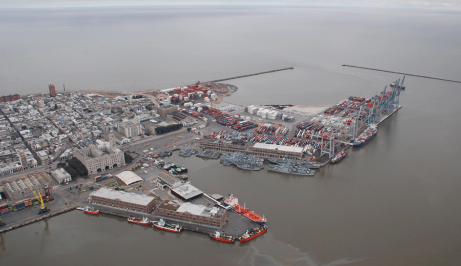 imagen de Contrato de dragado del puerto de Montevideo con empresa china seguirá vigente, tras acuerdo en misión oficial