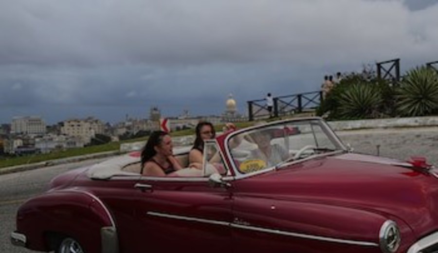 imagen de Rusia concluyó la repatriación de 4 300 turistas varados en Cuba por la crisis energética