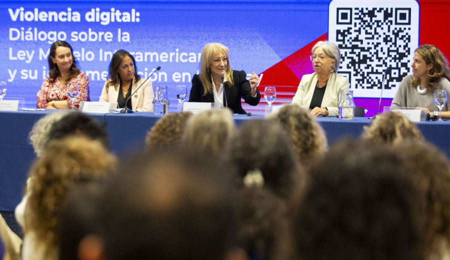 imagen de Uruguay es pionero en estudio de ley modelo interamericana sobre violencia digital contra mujeres