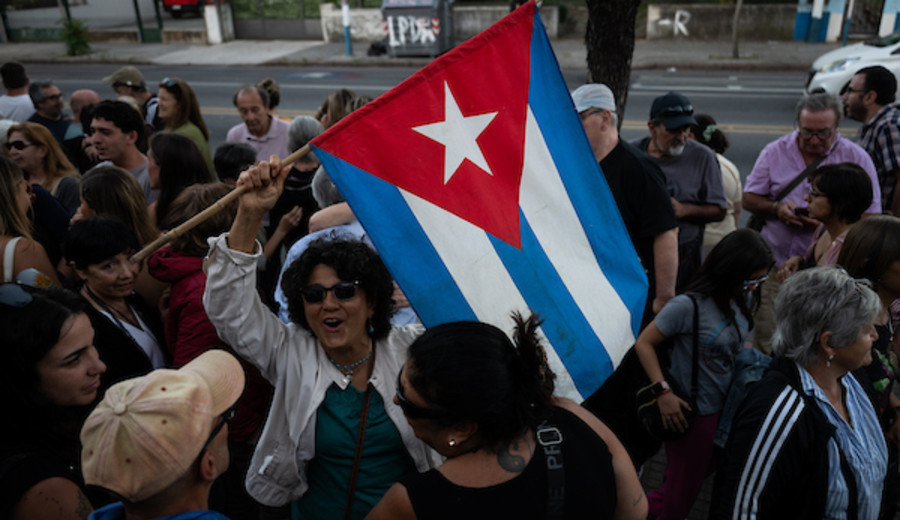 imagen de “Por la paz y contra el bloqueo imperialista” en Cuba: caravana del FA y el PIT-CNT se realizará este sábado