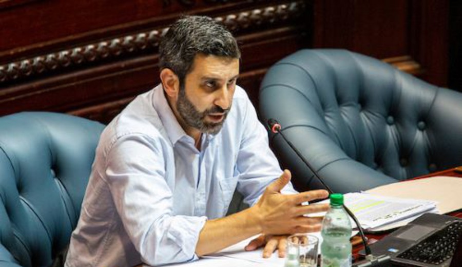 imagen de Al senador Caggiani no le agrada mucho la idea del Ministerio de Justicia