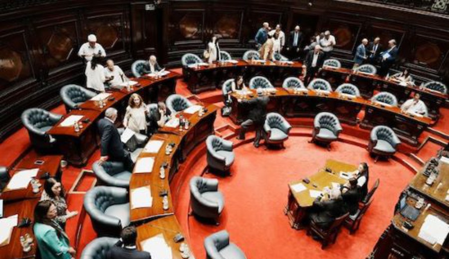 imagen de Con votos del FA, y oposición retirándose de sala, el Senado aprobó declaración en rechazo al bloqueo de EE. UU.  a Cuba