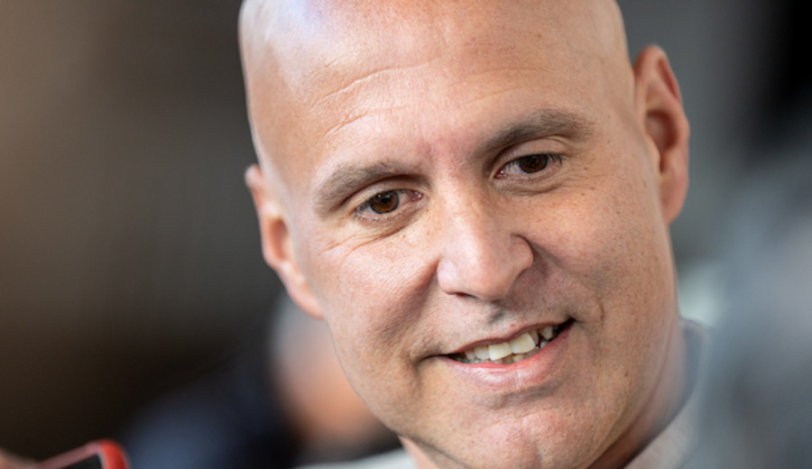 imagen de Plan “pozo cero”: Canelones licita programa de bacheo mediante app y solución en 72 horas