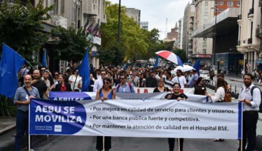 imagen de AEBU: Un grito en la calle
