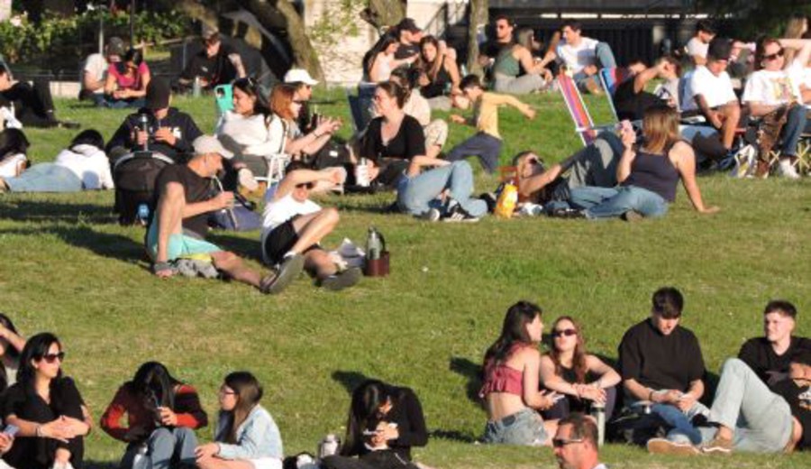 imagen de Uruguay es el país más feliz de Sudamérica, y en América Latina solo lo superan Costa Rica, México y Belice