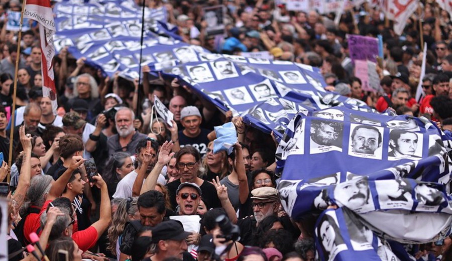 imagen de Argentinos prefieren la democracia, pero cuestionan su funcionamiento