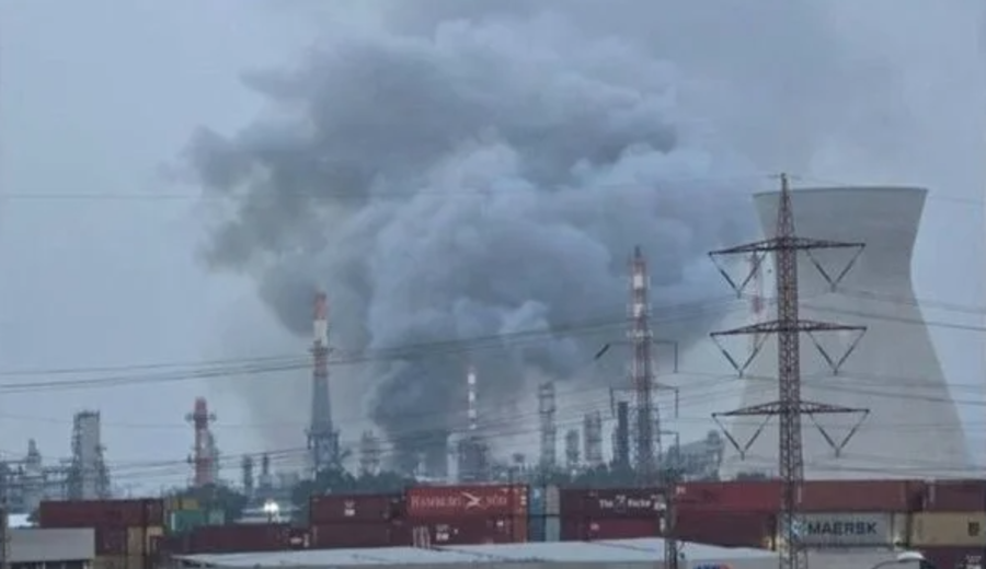 imagen de Irán ataca refinería de Haifa tras bombardeo israelí a Teherán
