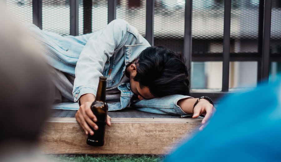 imagen de Uruguay: Los bebedores de fin de semana, una adicción silenciosa y peligrosa