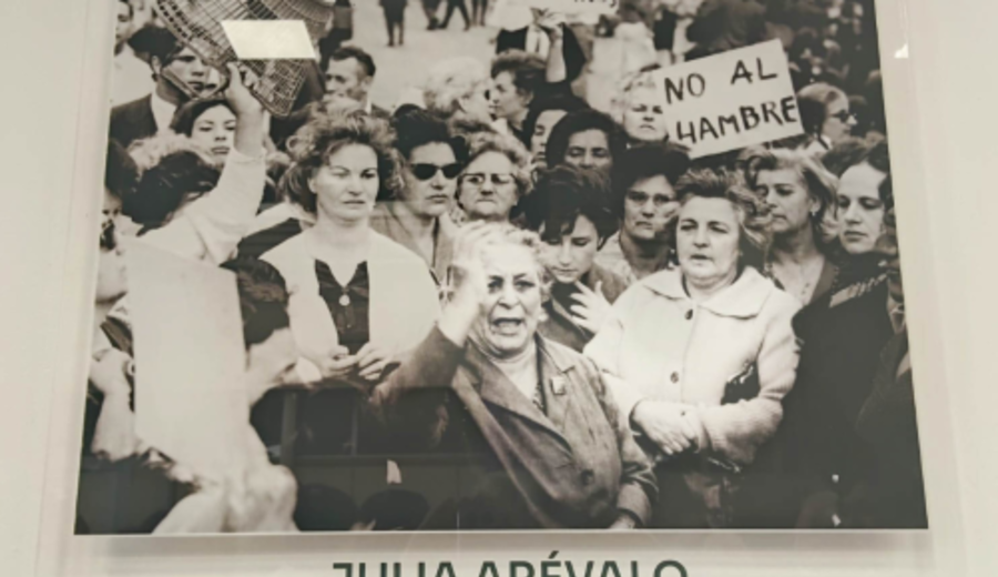 imagen de El Ministerio de Trabajo homenajeó a la exdirigente comunista Julia Arévalo: designaron sala de sesiones con su nombre