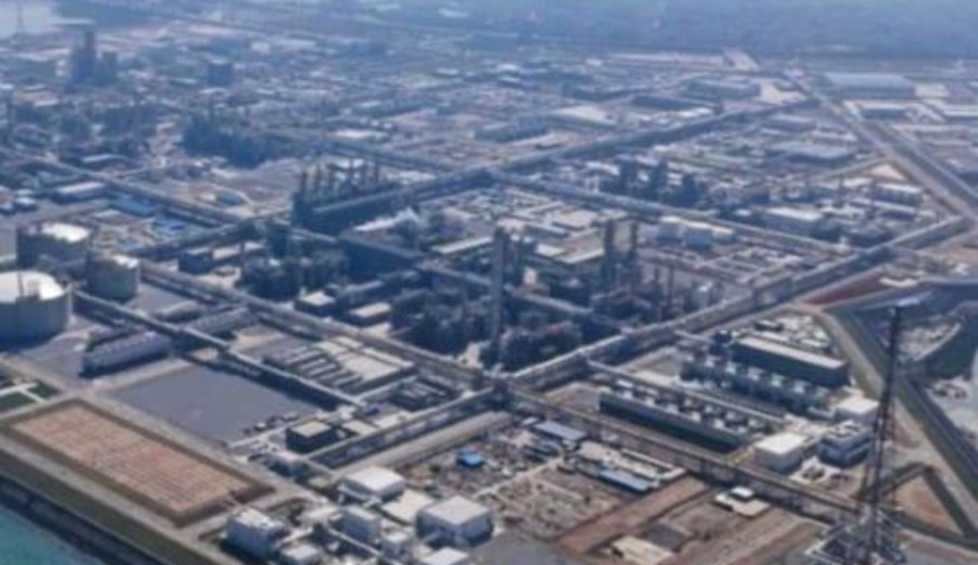 imagen de BASF pone en pleno funcionamiento complejo químico de miles de millones de euros en China