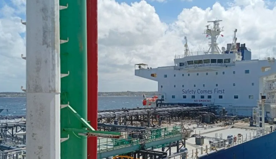 imagen de Cuba descargó el primer envío de petróleo ruso que llegó a la isla y espera una nueva carga