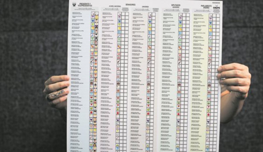 imagen de Perú busca poner fin a una década de crisis política con una cifra récord de candidatos a la Presidencia