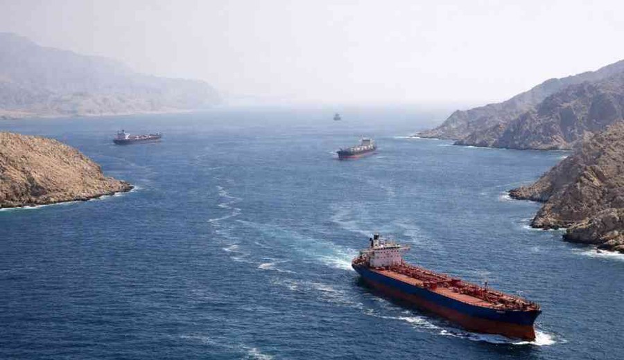 imagen de Estrecho de Ormuz: Tráfico marítimo opera a menos del 10% de su capacidad habitual