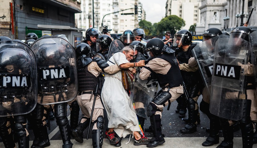 imagen de World Press Photo distinguió 42 trabajos y puso el foco en guerra, clima y resistencia
