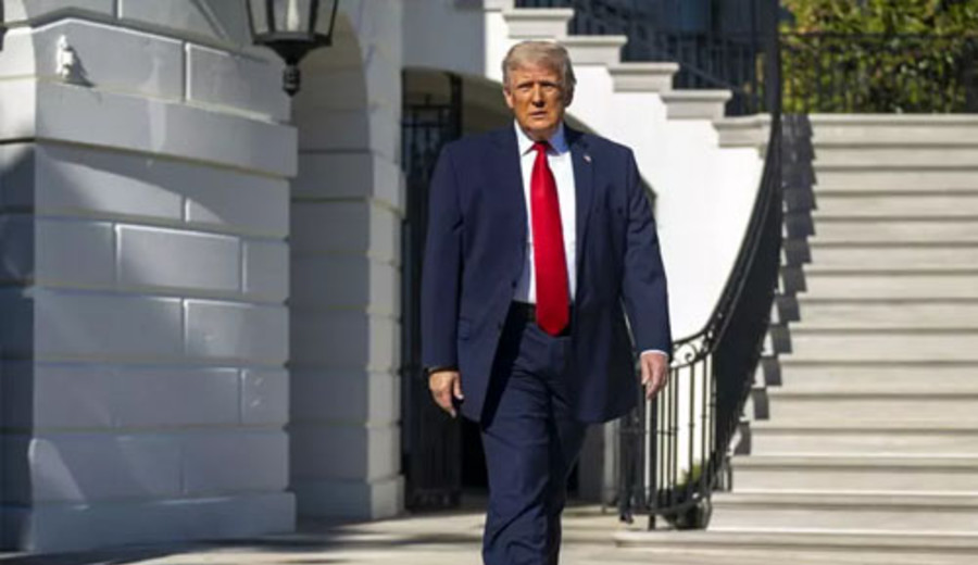 imagen de Donald Trump en su laberinto