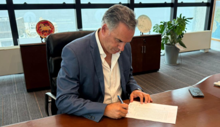 imagen de Orsi firmó el decreto que regula le lay de eutanasia