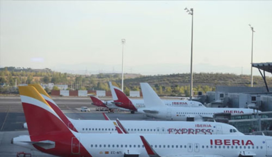 imagen de Europa se quedará sin combustible para aviones en seis semanas, según el director de la AEI