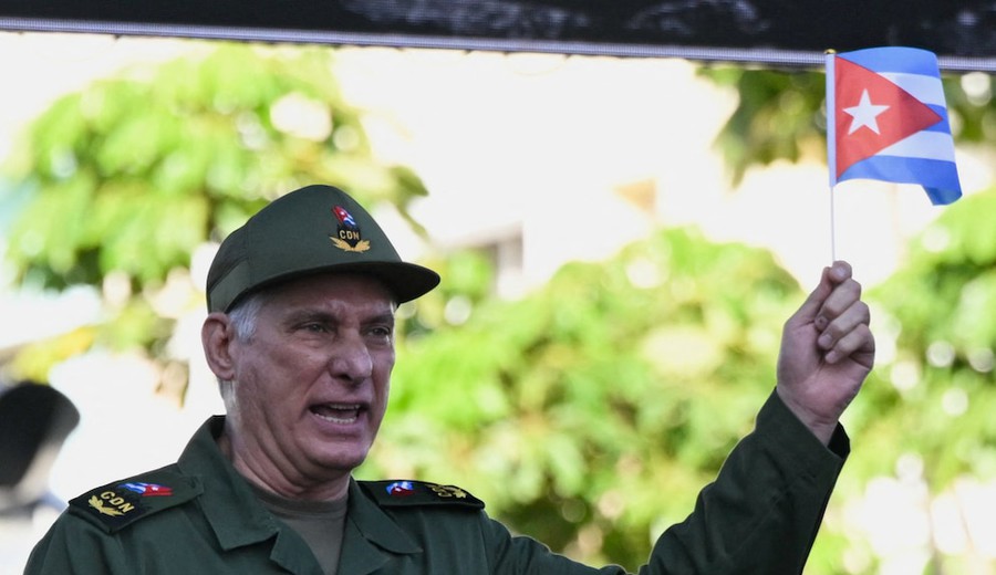 imagen de El dictador Miguel Díaz-Canel reconoció que la vida cotidiana en Cuba “duele” a causa de la crisis humanitaria