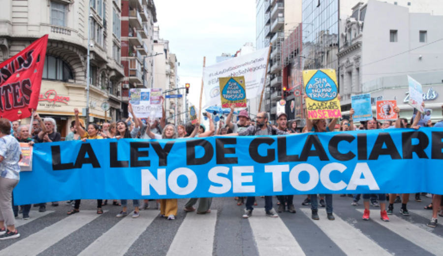 imagen de Argentina: Organizaciones sociales intentan revertir los cambios a la Ley de Glaciares impulsados por Milei
