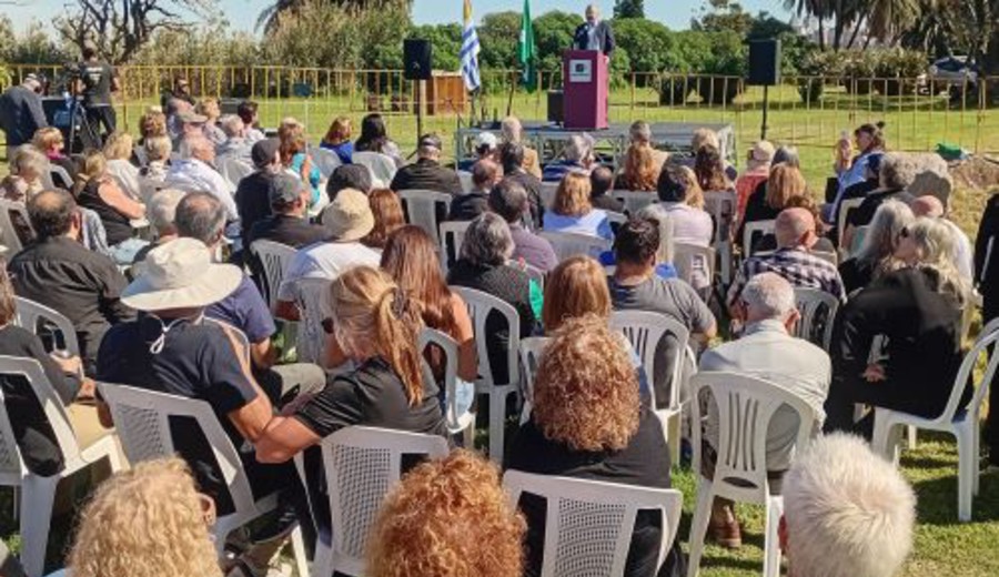 imagen de Con presencia del intendente Bergara, Asociación Zhitlovsky recordó aniversario del levantamiento del Gueto de Varsovia