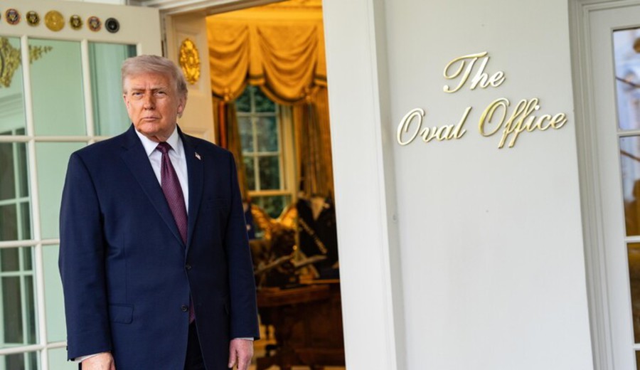 imagen de Trump amenaza a Teherán: "Caerán más bombas"