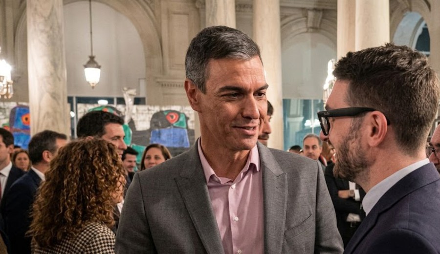 imagen de Alex Soros gana visibilidad en la cumbre progresista de Barcelona junto a Sánchez y Lula