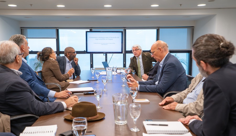 imagen de El gobierno acelera el plan de riego con pilotos, incentivos y foco en obras colectivas