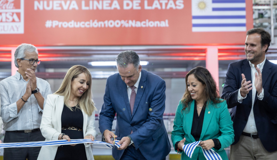 imagen de Coca-Cola FEMSA empieza a enlatar en Uruguay y sustituye importaciones desde Argentina