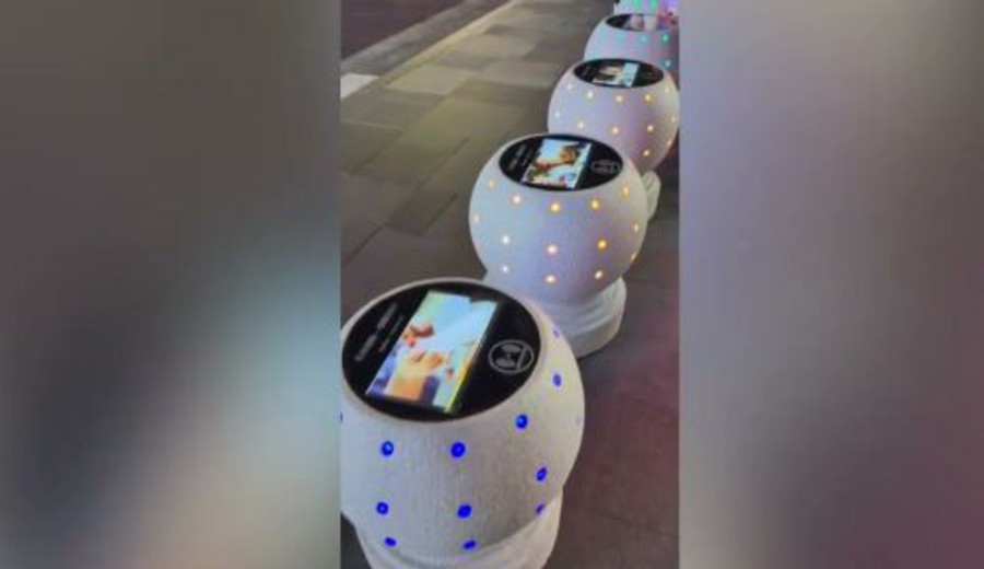 imagen de Innovadores bancos urbanos inteligentes en China, el reflejo de una gestión con calidez