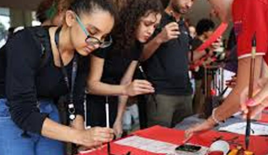 imagen de Lula promueve biblioteca virtual gratuita por celular para democratizar acceso a libros en Brasil