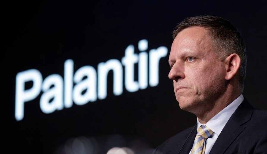 imagen de Peter Thiel, Palantir y Milei: la visita que reabre el debate sobre vigilancia y democracia
