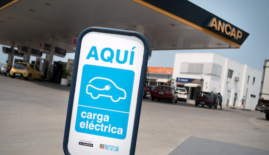 imagen de Nuevos proyectos de Ancap y UTE buscan ampliar el servicio de electrolineras con inversiones millonarias