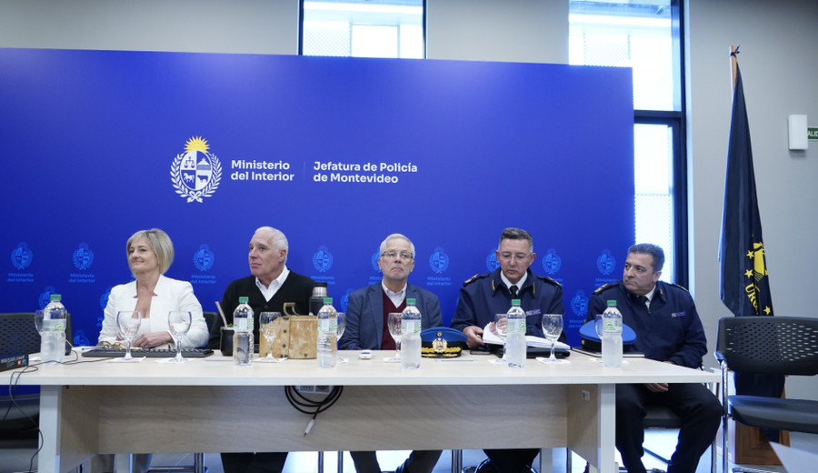 imagen de Interior refuerza la atención en comisarías y la recepción de denuncias en Montevideo