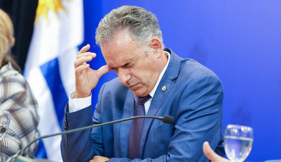 imagen de Gestión del presidente Yamandú Orsi en abril: 27% aprueba y 48% desaprueba, según Equipos