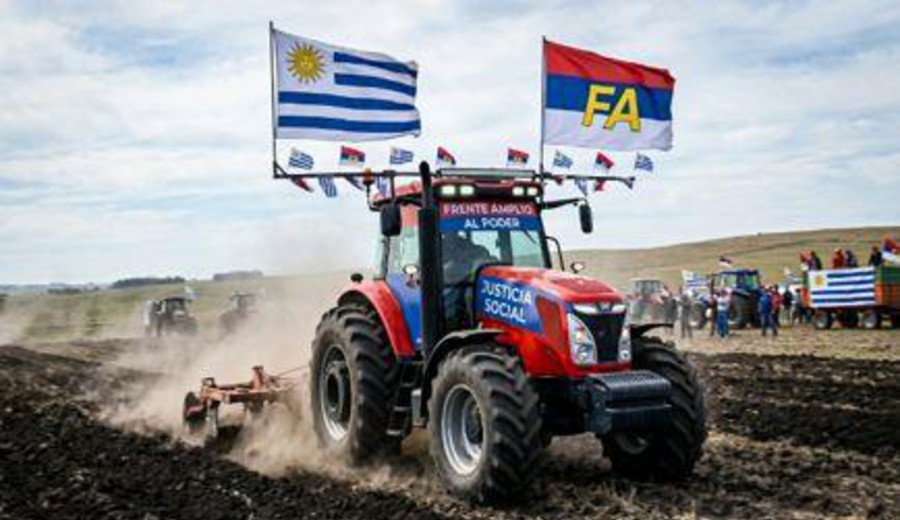 imagen de Uruguayo, izquierdista, frenteamplista y partidario del actual gobierno. Esteban Valenti