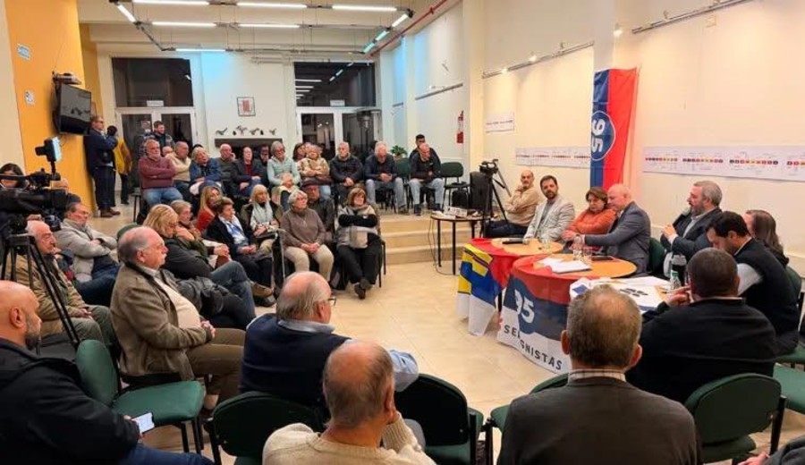 imagen de “El FA ha perdido fraternidad” dijo Bergara en reunión de Seregnistas