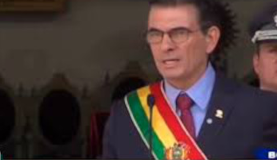 imagen de Crisis en Bolivia: Congreso autorizó que Rodrigo Paz use a los militares para reprimir las protestas
