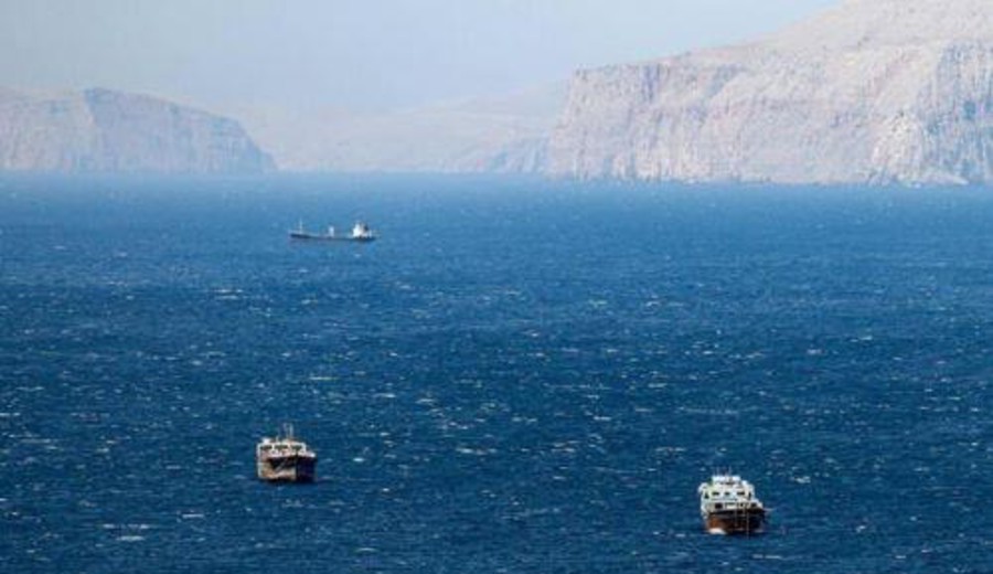 imagen de Borrador de acuerdo: EE. UU. libera el bloqueo de puertos iraníes y Teherán normaliza la navegación por Ormuz