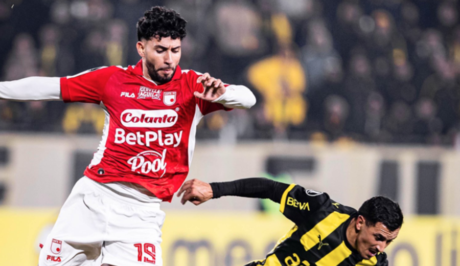 imagen de Peñarol perdió 1-0 con Independiente Santa Fe, terminó último en su grupo y se retiró insultado por los hinchas