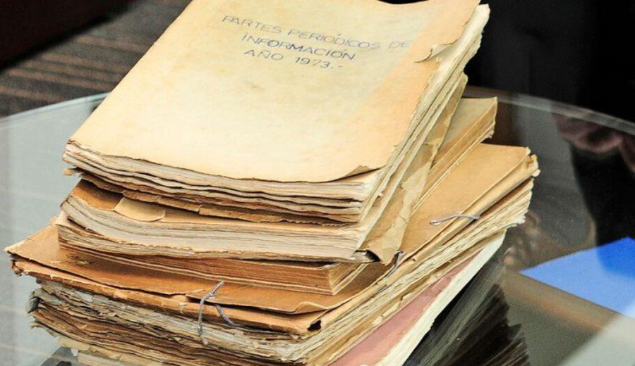 imagen de Interior entregó archivos de la dictadura a la Secretaría de Derechos Humanos para el Pasado Reciente