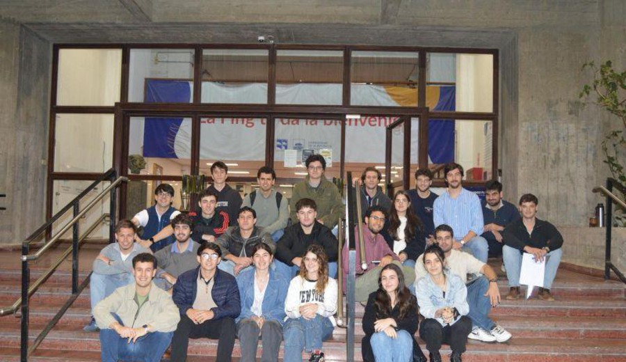 imagen de Ingeniería: Estudiantes diseñan auto a hidrógeno para representar a Uruguay en competencia internacional