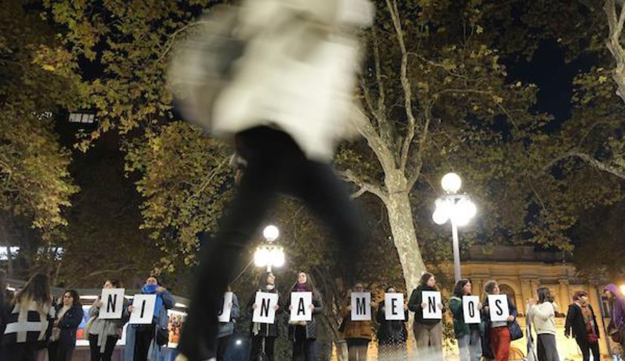 imagen de Ni Una Menos: Mujeres se manifestaron “hasta que estemos todas libres de la cadena de opresión"